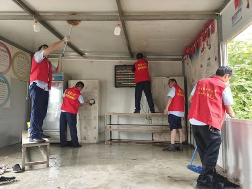 武汉公交集团 星星之火 党员服务队 走进基层清洁站点